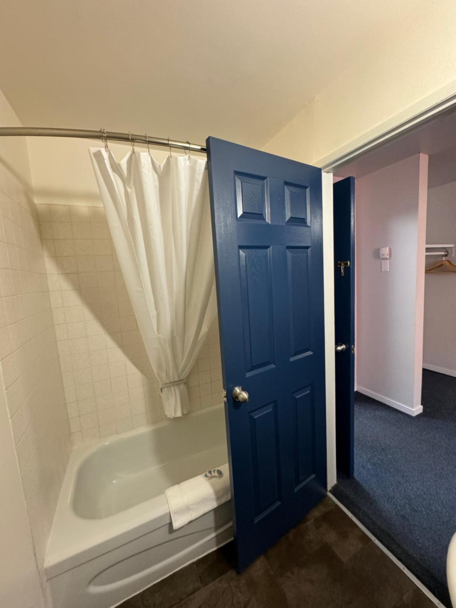 Commercial Hotel Edmonton Eksteriør bilde